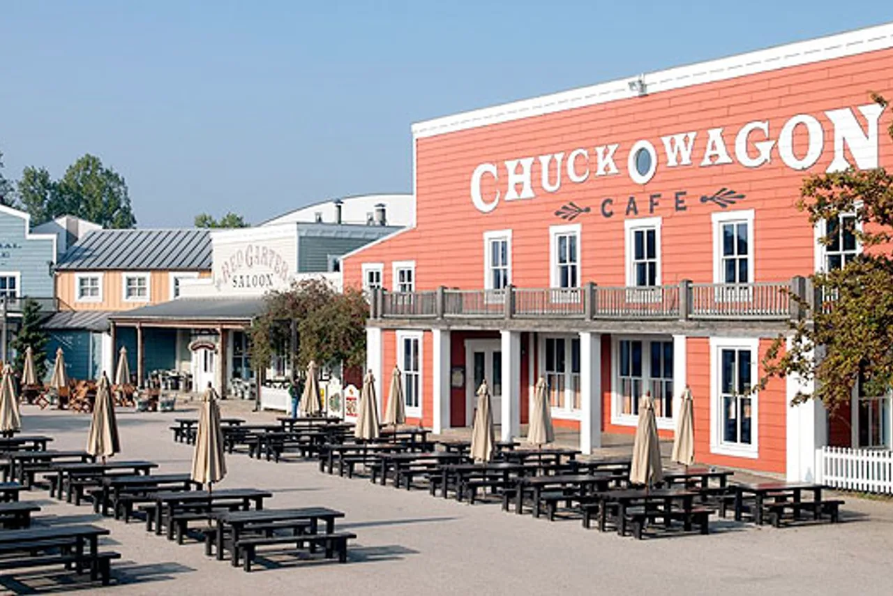 Disney's Hotel Cheyenne — ภาพห้องพักและบรรยากาศ