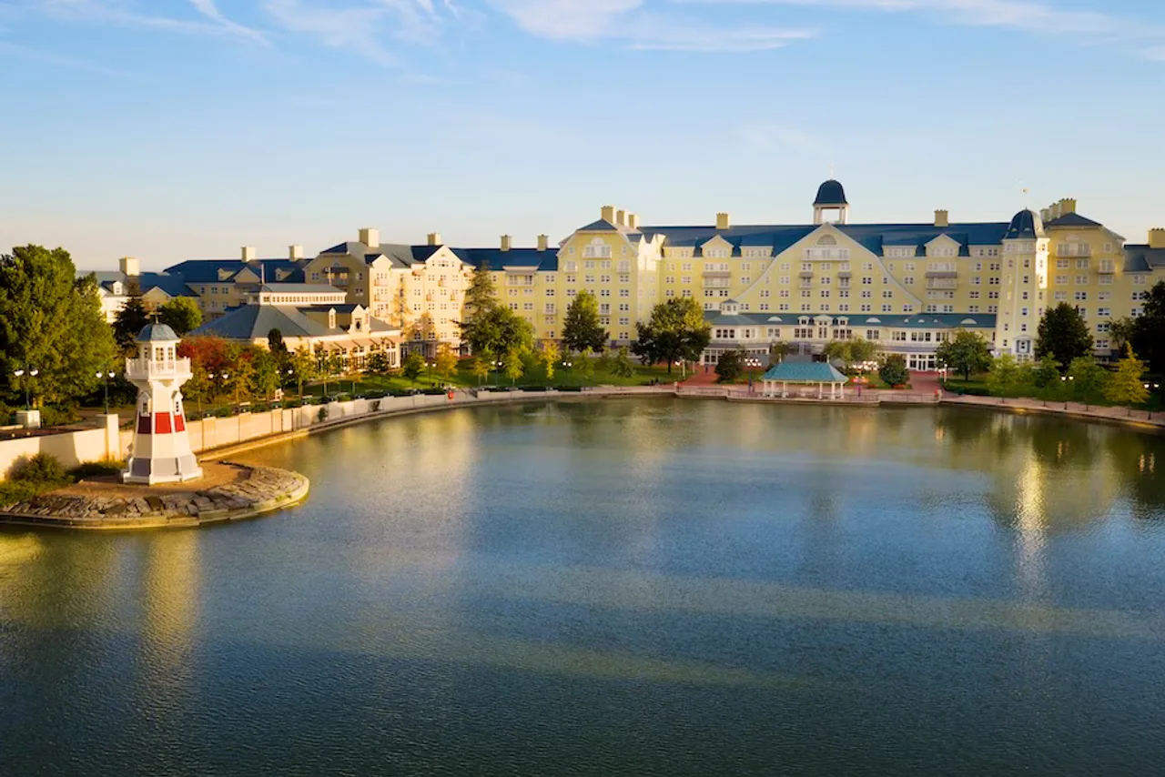 Disney's Newport Bay Club — Disneyland Paris