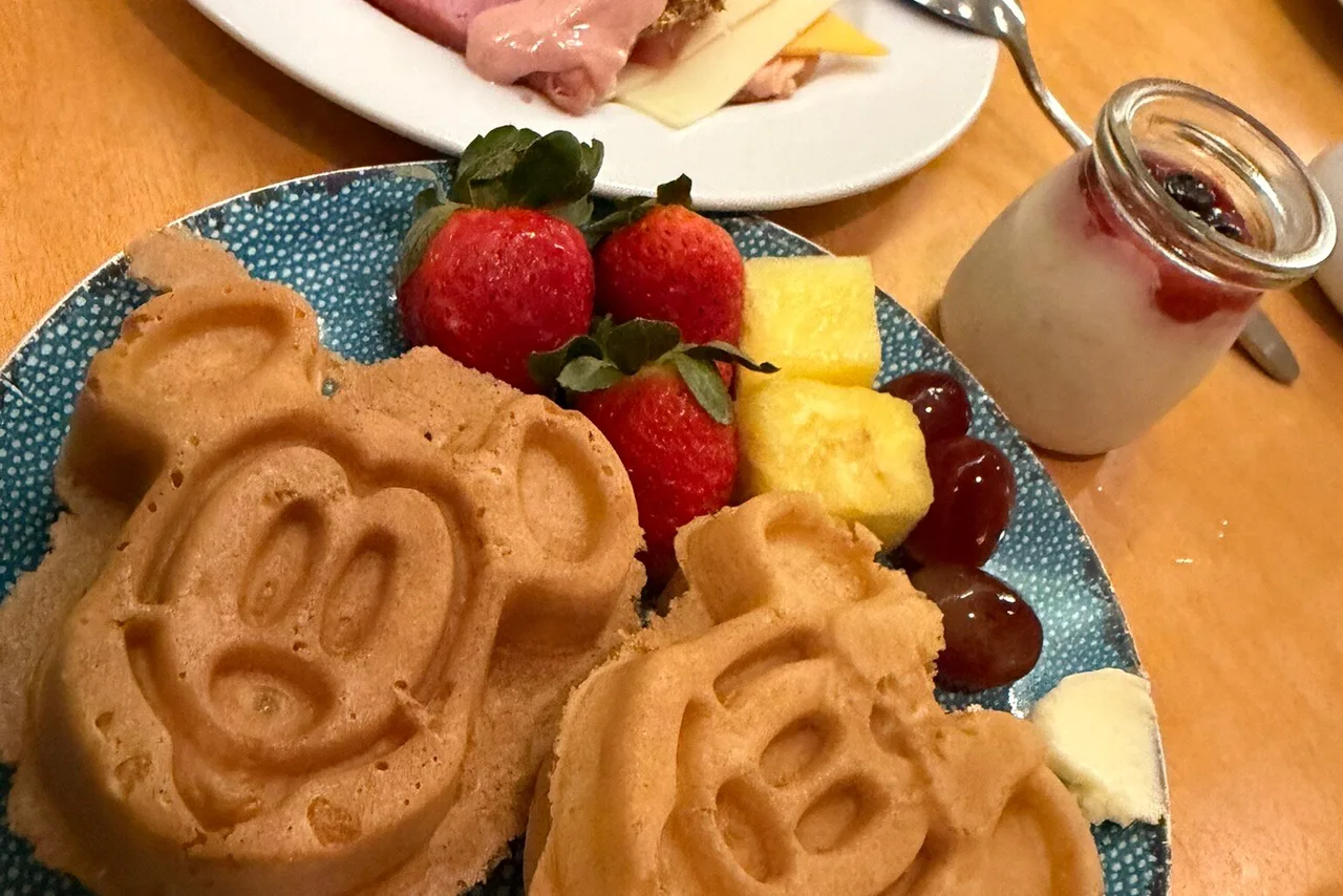 Disney's Beach Club Resort — ภาพห้องพักและบรรยากาศ
