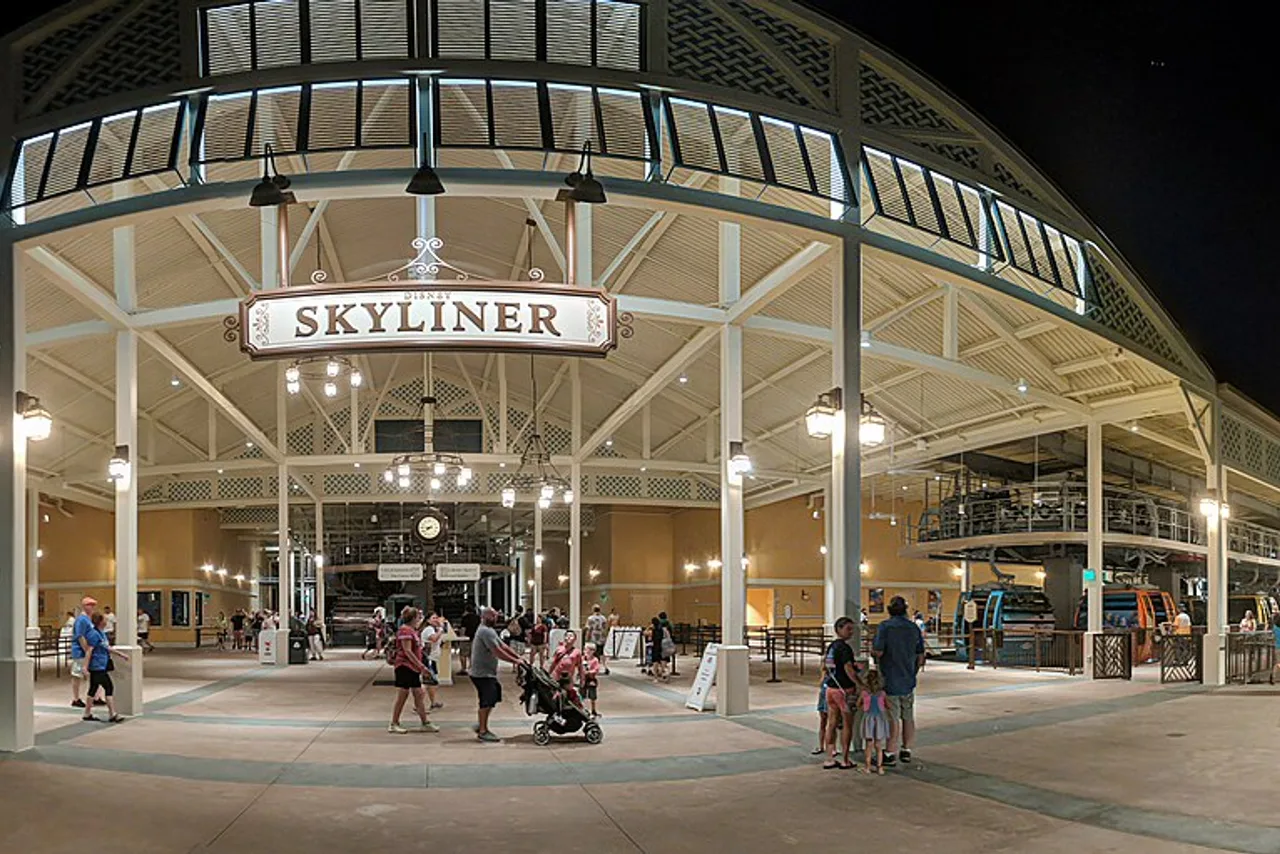 สถานี Disney Skyliner ที่ Caribbean Beach Resort