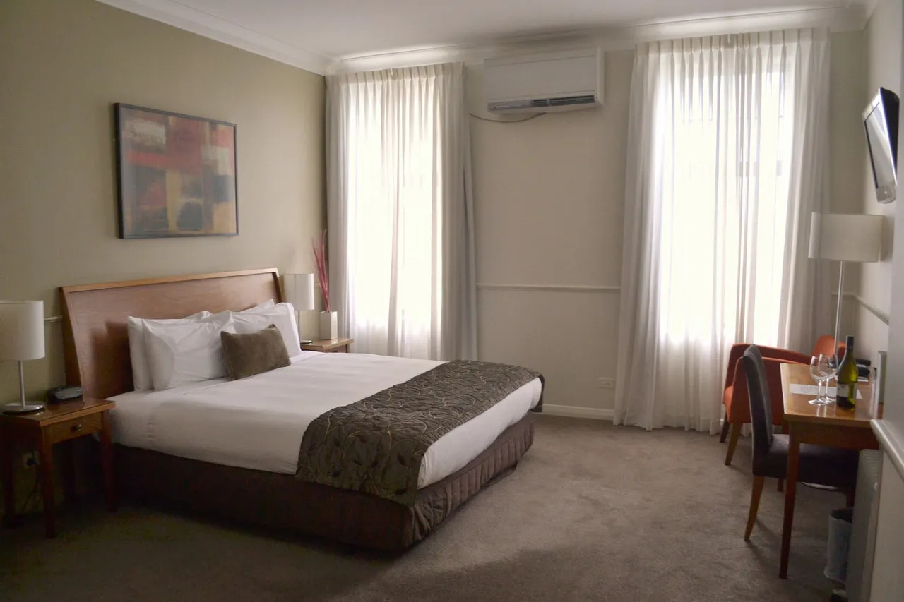 Distinction Palmerston North Hotel — rooms and atmosphere