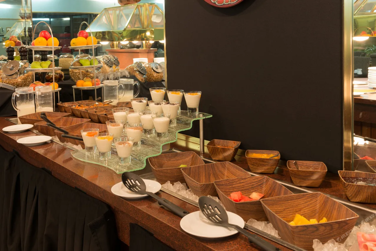 Distinction Whangarei Hotel — rooms and atmosphere