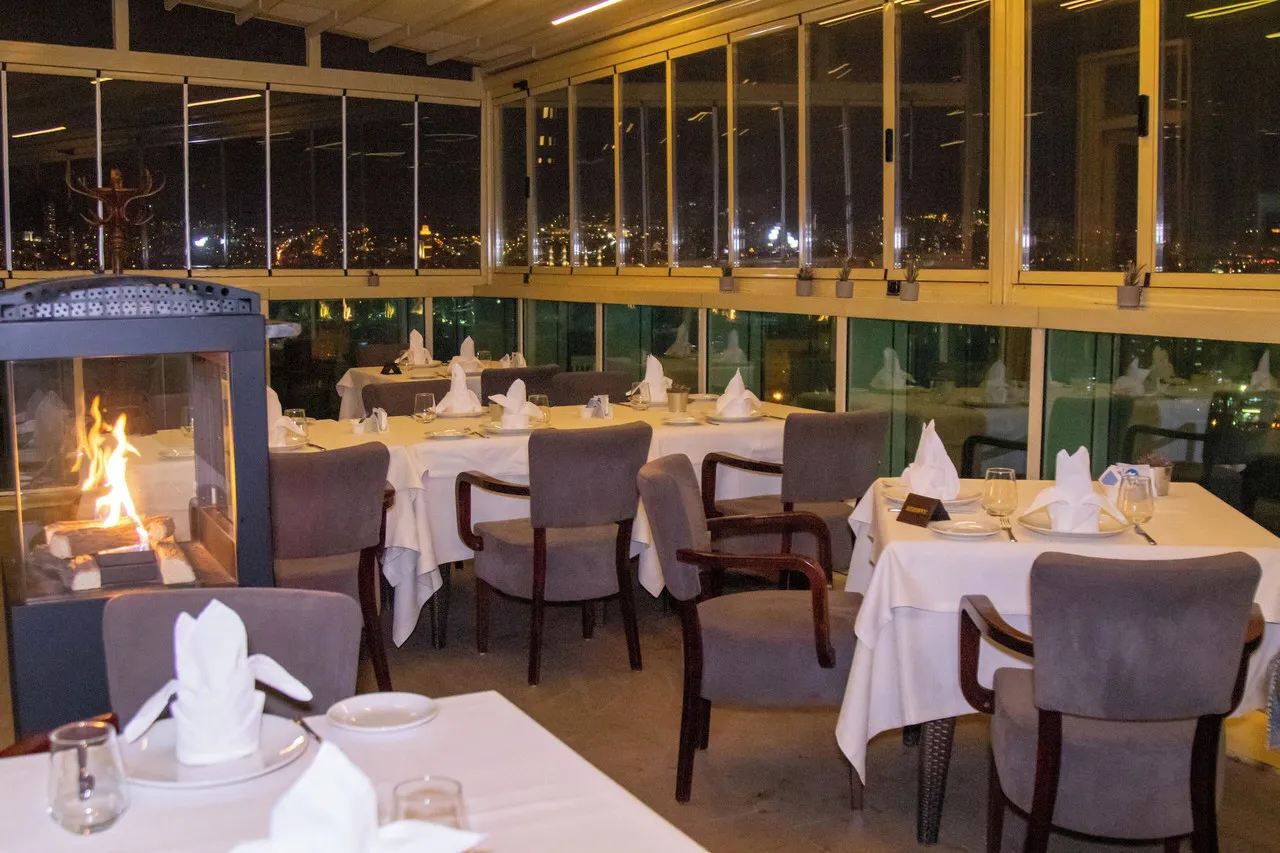 Divan Çukurhan — rooms and atmosphere