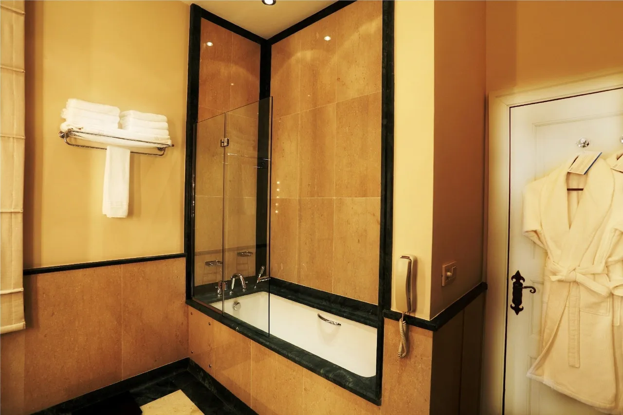 Divan Çukurhan — rooms and atmosphere