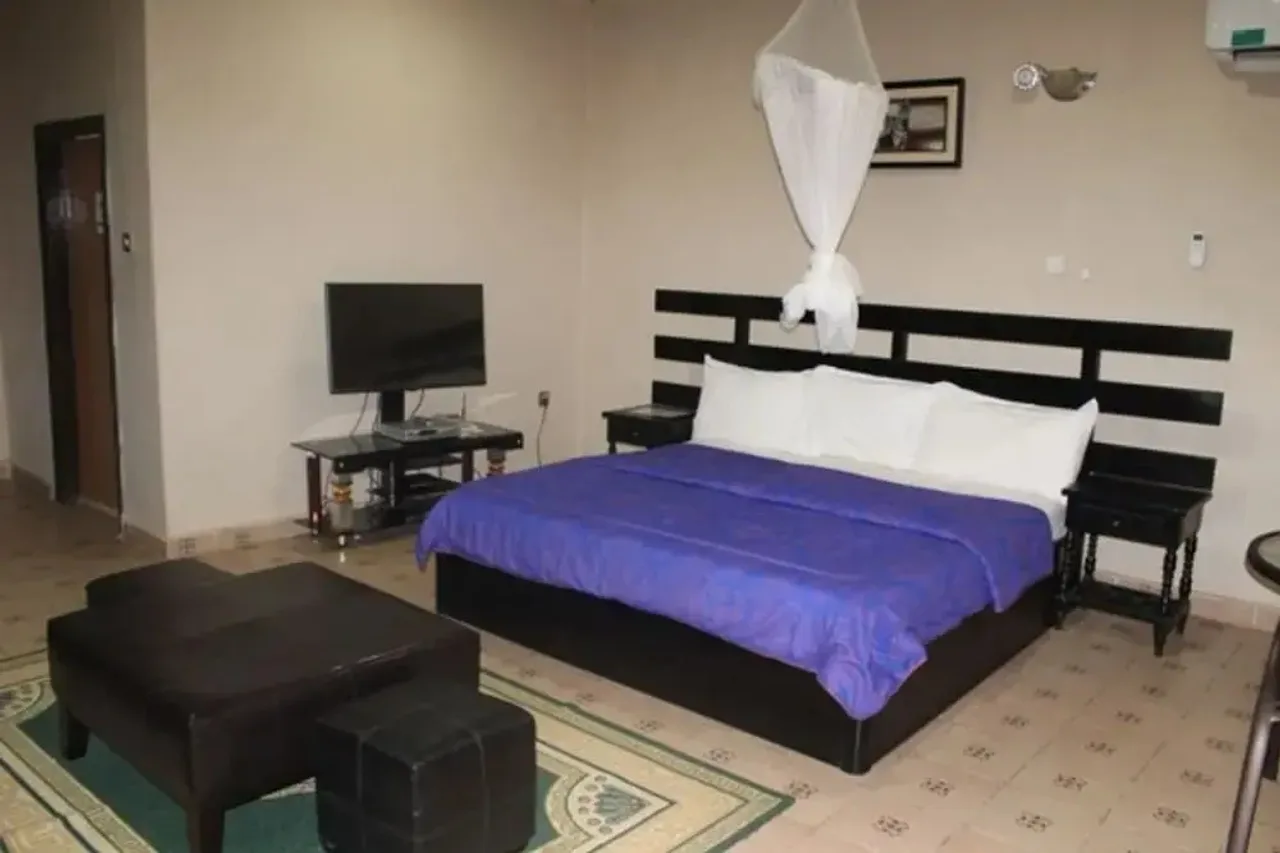 Dohas Hotel and Restaurant — ภาพห้องพักและบรรยากาศ