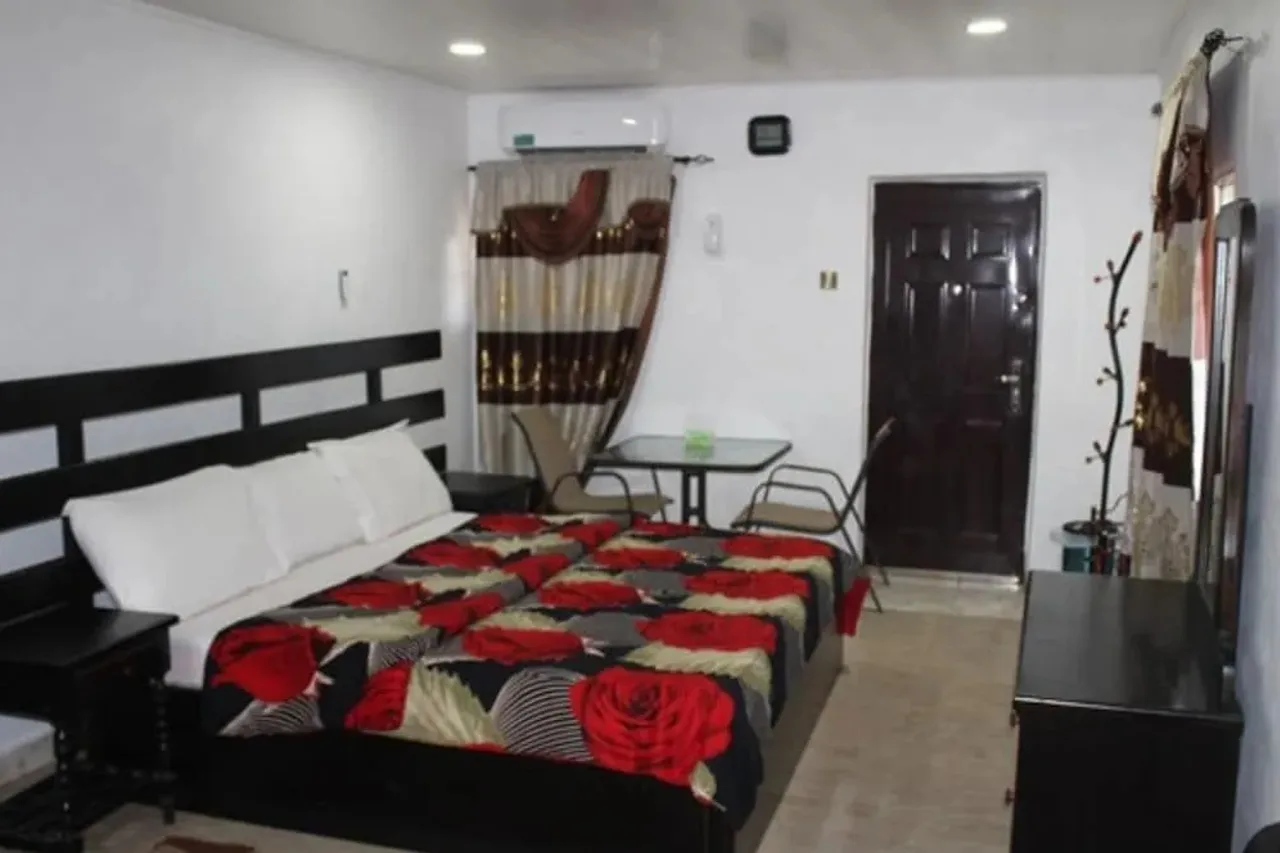 Dohas Hotel and Restaurant — ภาพห้องพักและบรรยากาศ