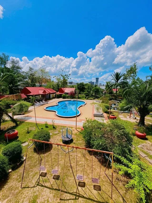 Don Bosco Hotel School — rooms and atmosphere