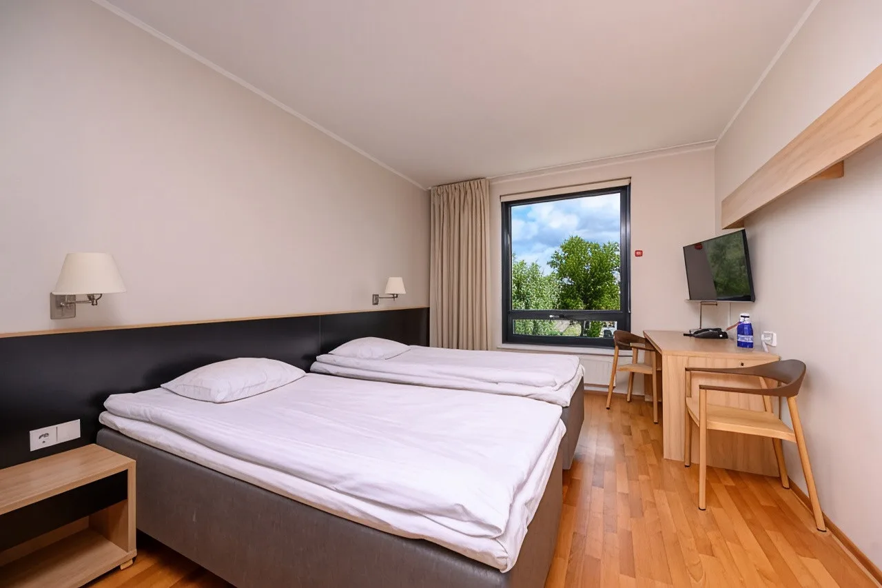 Dorpat Hotel — ภาพห้องพักและบรรยากาศ