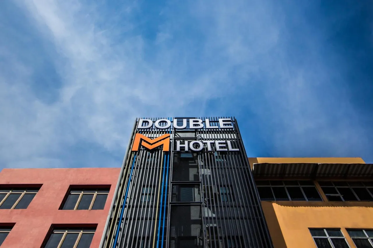 Double M Hotel @ KL Sentral — rooms and atmosphere