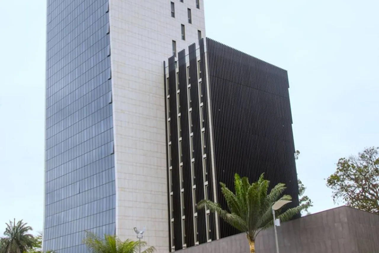 DoubleTree by Hilton Pointe-Noire City Centre — ปวงต์-นัวร์