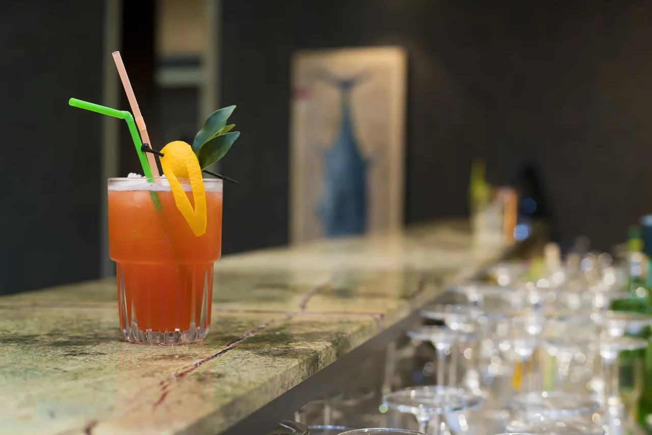 DoubleTree by Hilton Pointe-Noire City Centre — ภาพห้องพักและบรรยากาศ