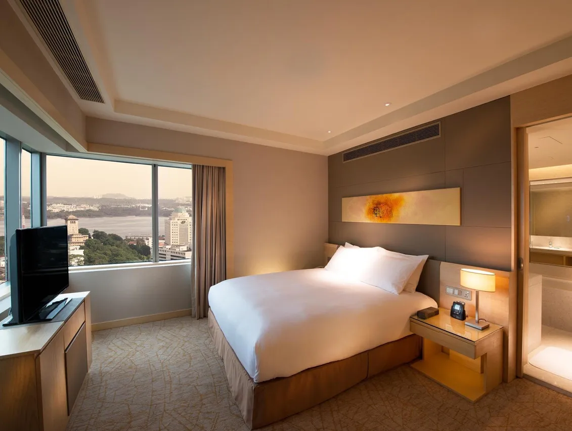 DoubleTree by Hilton Johor Bahru — rooms and atmosphere