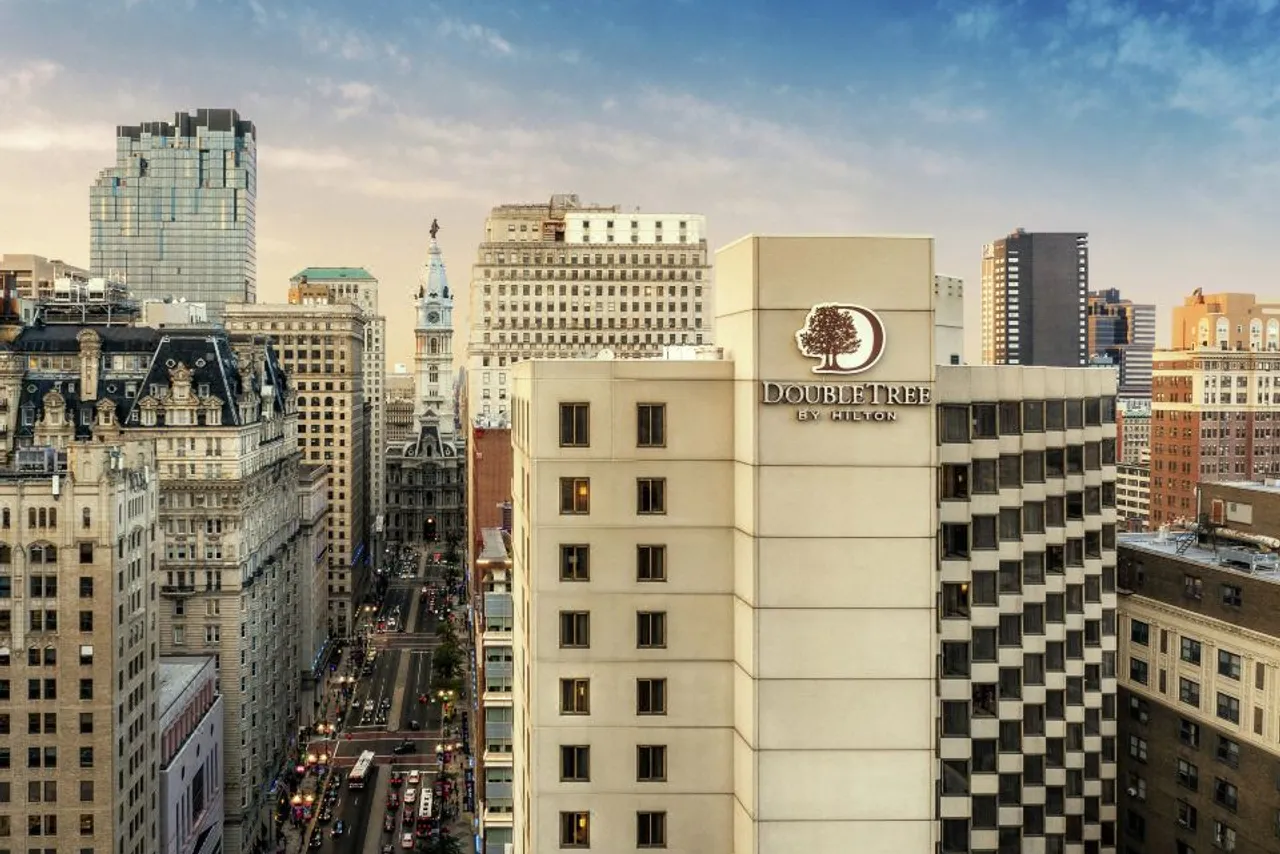 DoubleTree by Hilton Philadelphia Center City — ภาพห้องพักและบรรยากาศ
