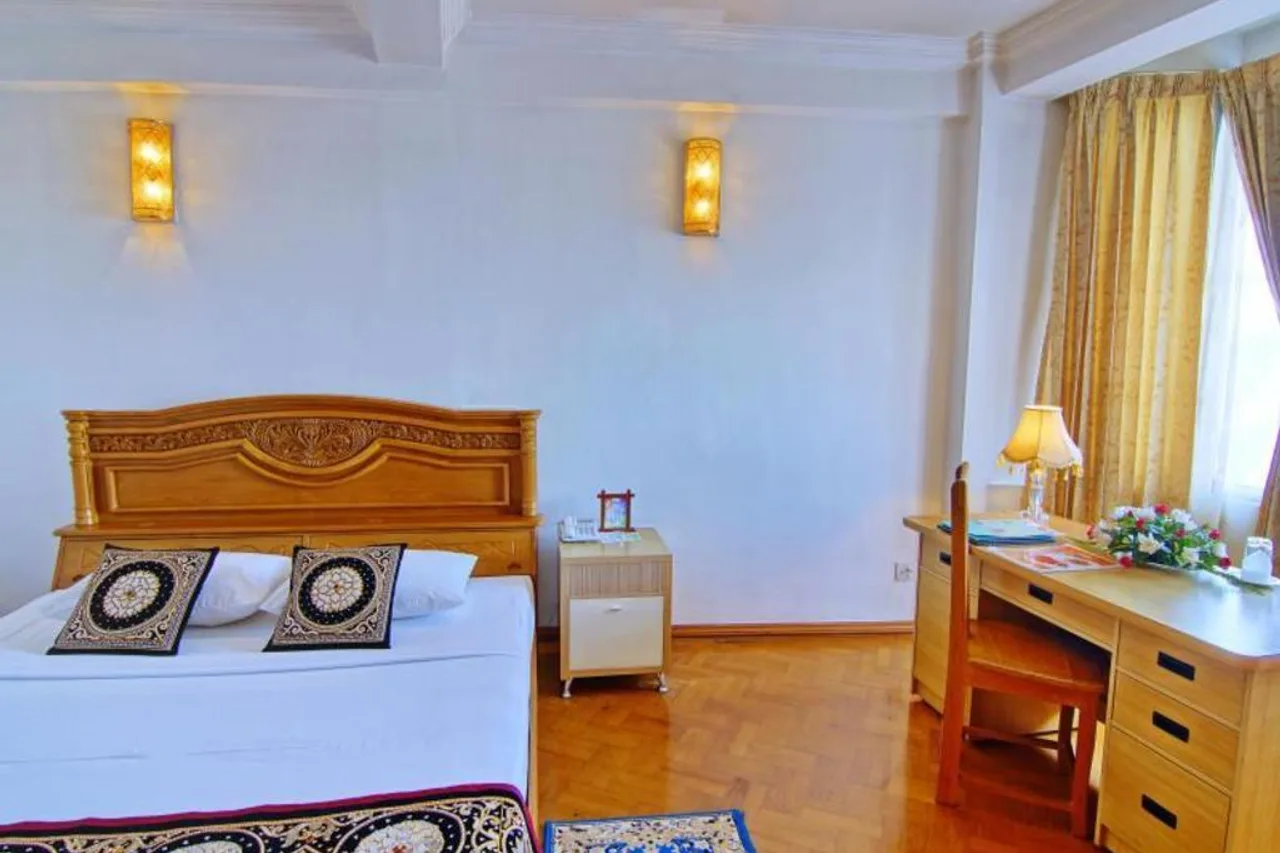 Downtown @ Mandalay — rooms and atmosphere