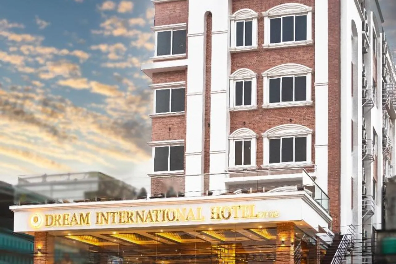 Dream International Hotel — ลุมพินี