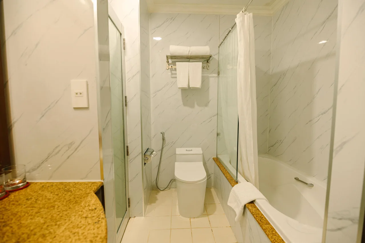 Du Parc Hotel Dalat — rooms and atmosphere