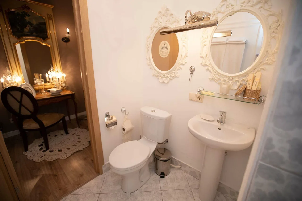 Dubrovskiy Boutique-Hotel — ภาพห้องพักและบรรยากาศ