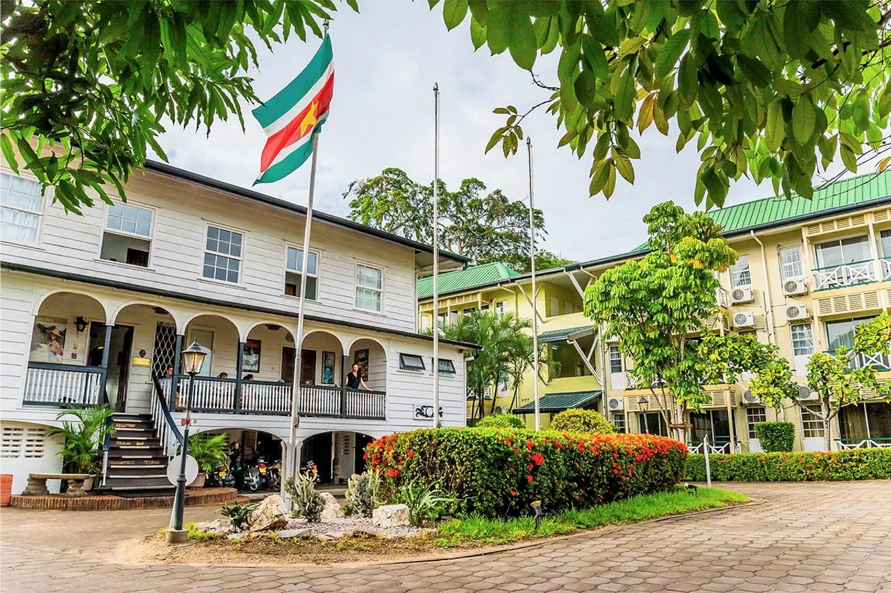 Eco Torarica — โรงแรมในปารามาริโบ