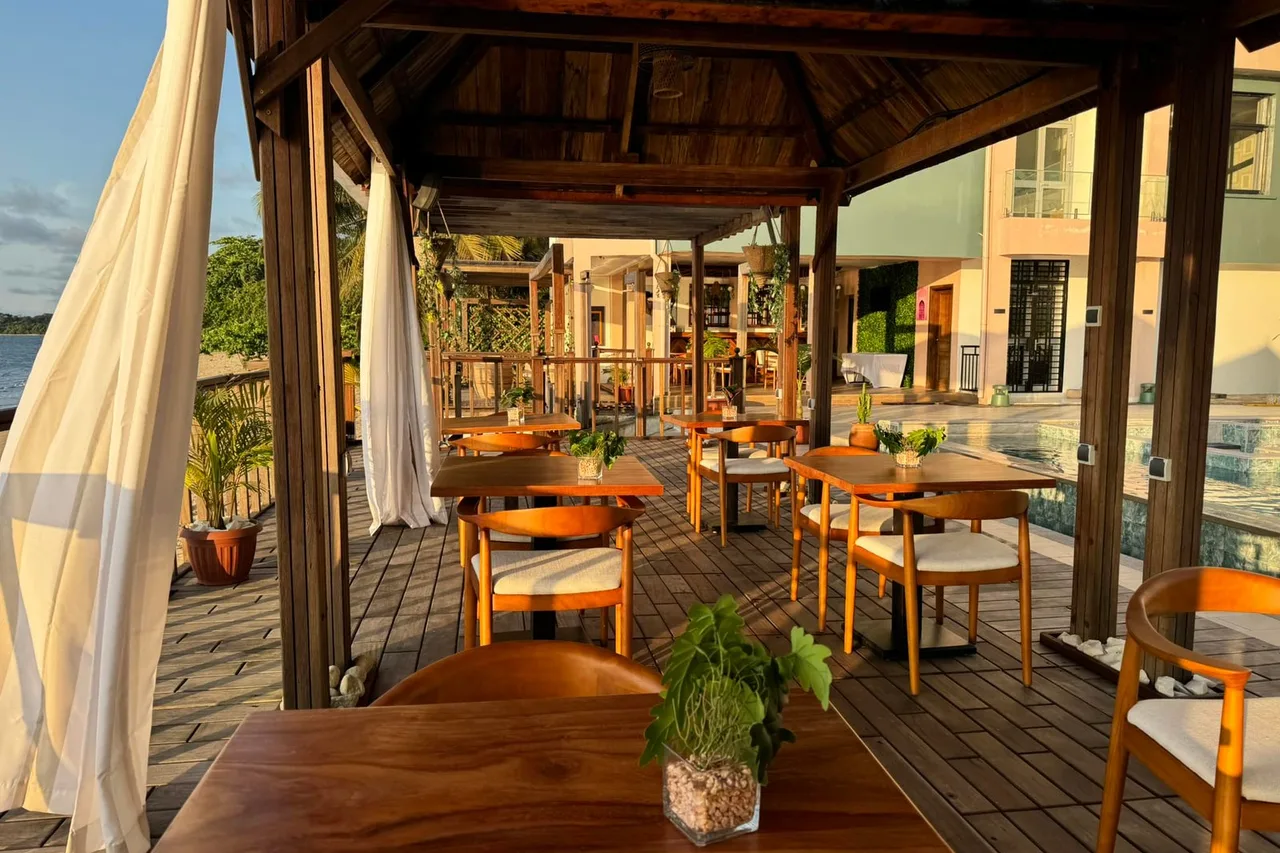 Eden Breeze Inn — ภาพห้องพักและบรรยากาศ