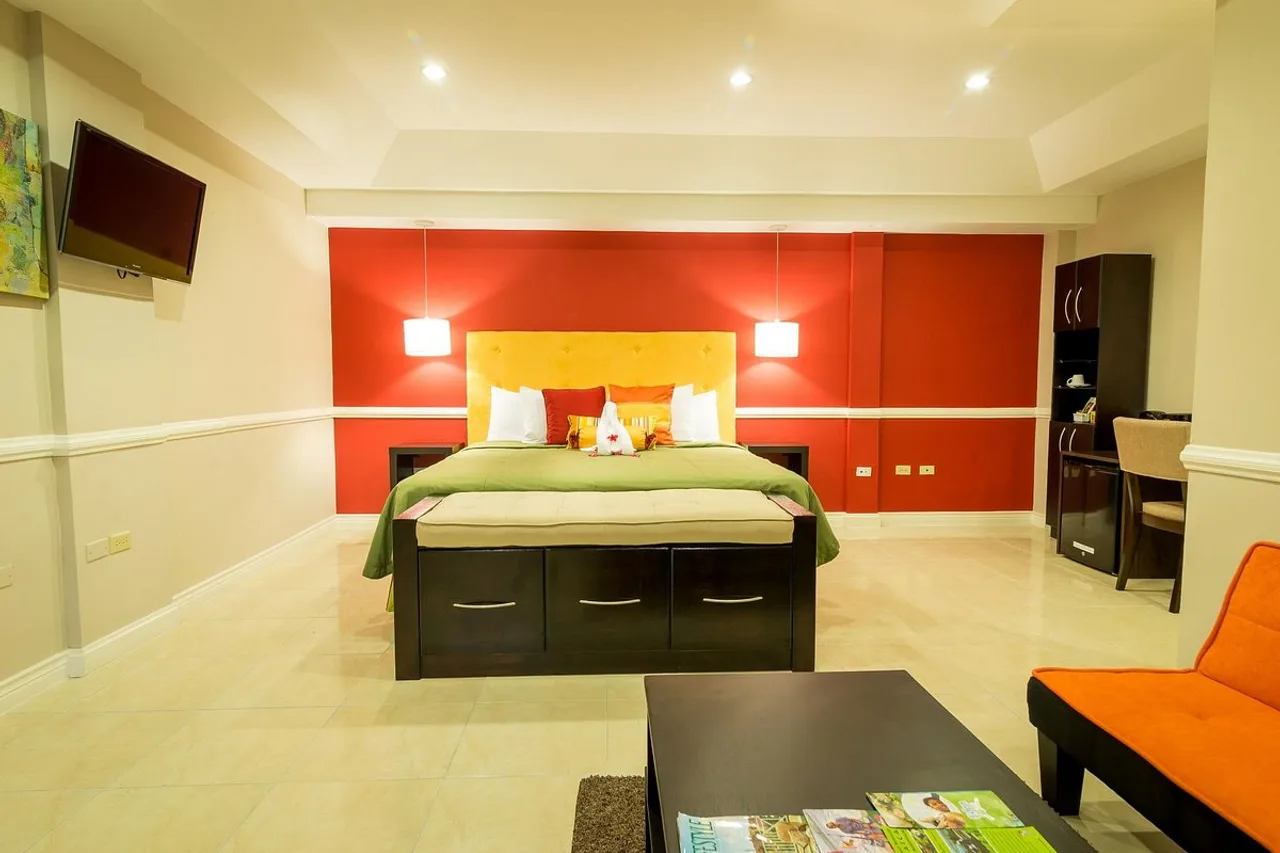 Eden Gardens Wellness Resort &amp; Spa — ภาพห้องพักและบรรยากาศ