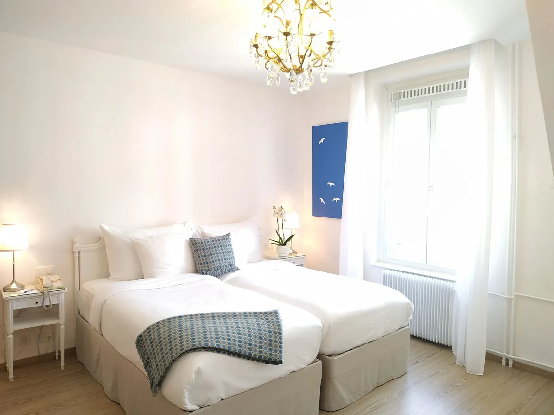 Eden Palace au Lac — rooms and atmosphere