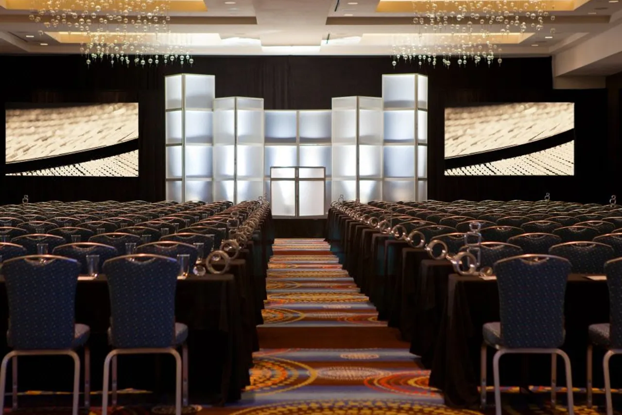 Eden Roc Miami Beach — ภาพห้องพักและบรรยากาศ