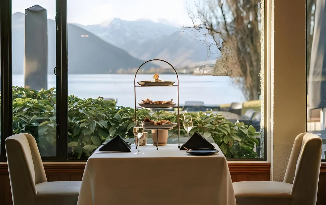 Edgewater Hotel Wanaka — rooms and atmosphere