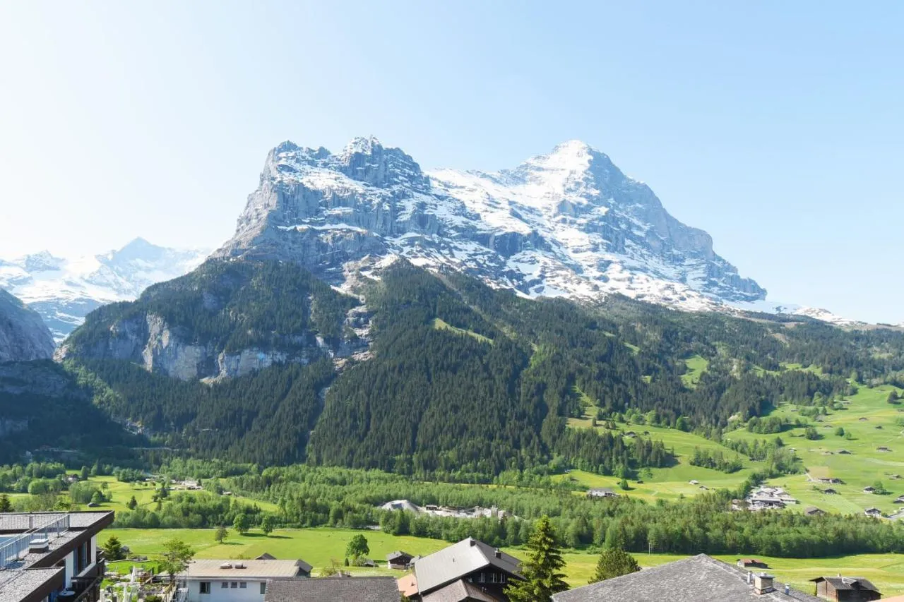 Eiger Selfness Hotel — rooms and atmosphere