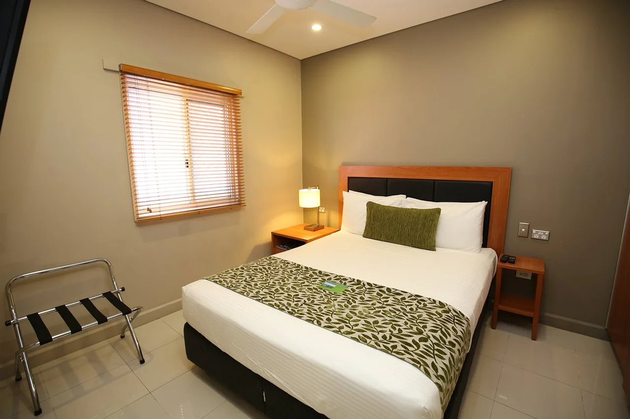 Ela Beach Hotel and Apartments — ภาพห้องพักและบรรยากาศ