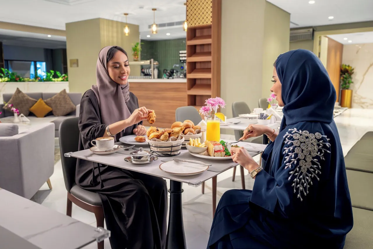 Elaf Taiba Hotel — ภาพห้องพักและบรรยากาศ