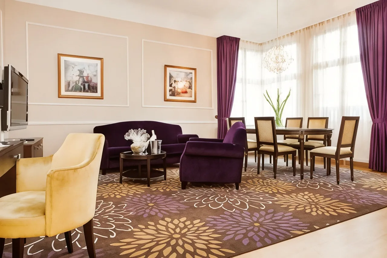 Elite Hotel Savoy — ภาพห้องพักและบรรยากาศ