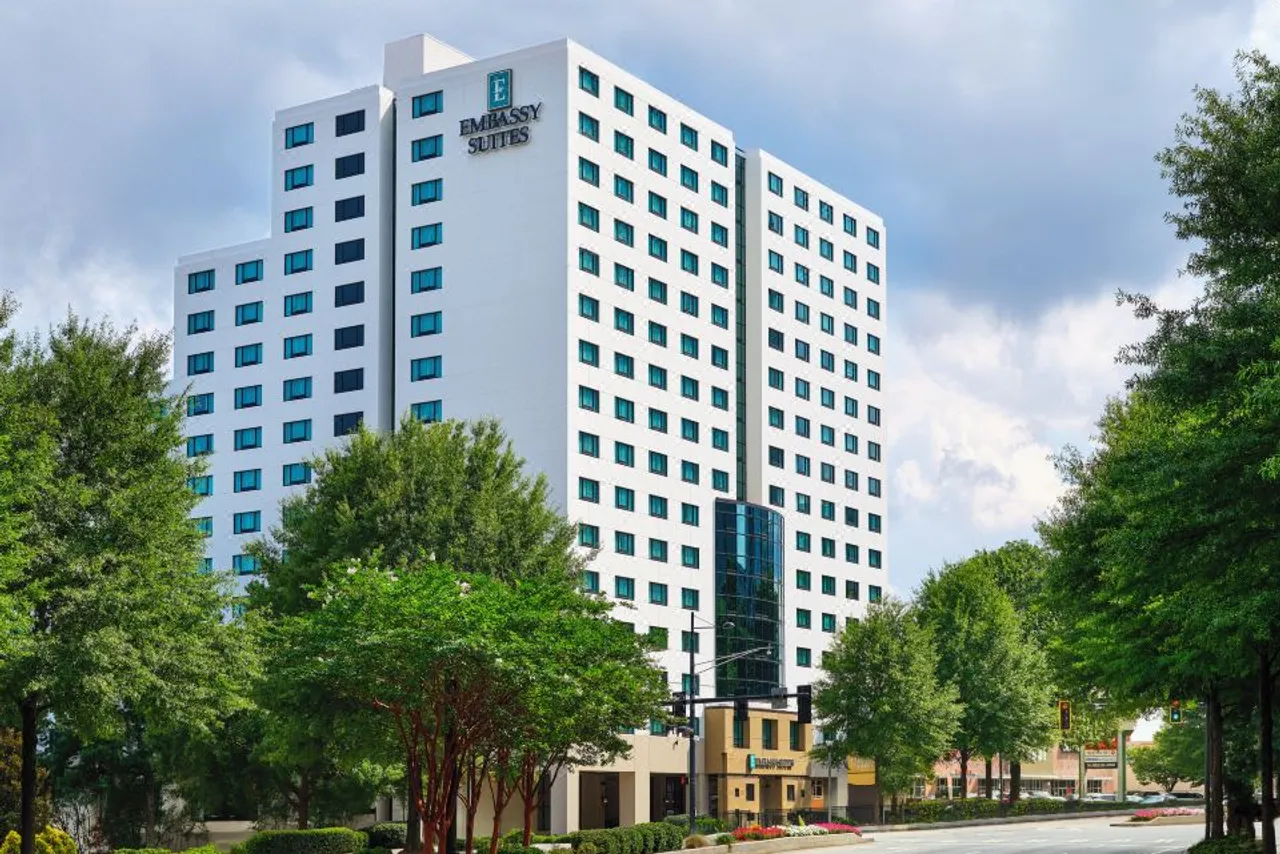 Embassy Suites by Hilton Atlanta Buckhead — โรงแรมในแอตแลนตา