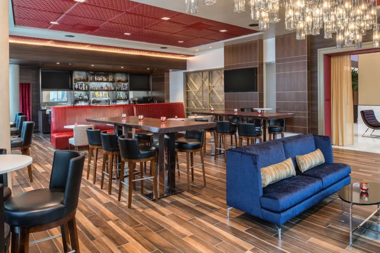 Embassy Suites by Hilton Seattle Downtown Pioneer Square — ภาพห้องพักและบรรยากาศ