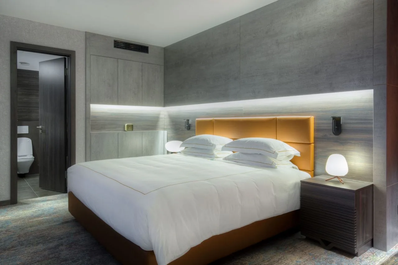Emerald Hotel Pristina — rooms and atmosphere