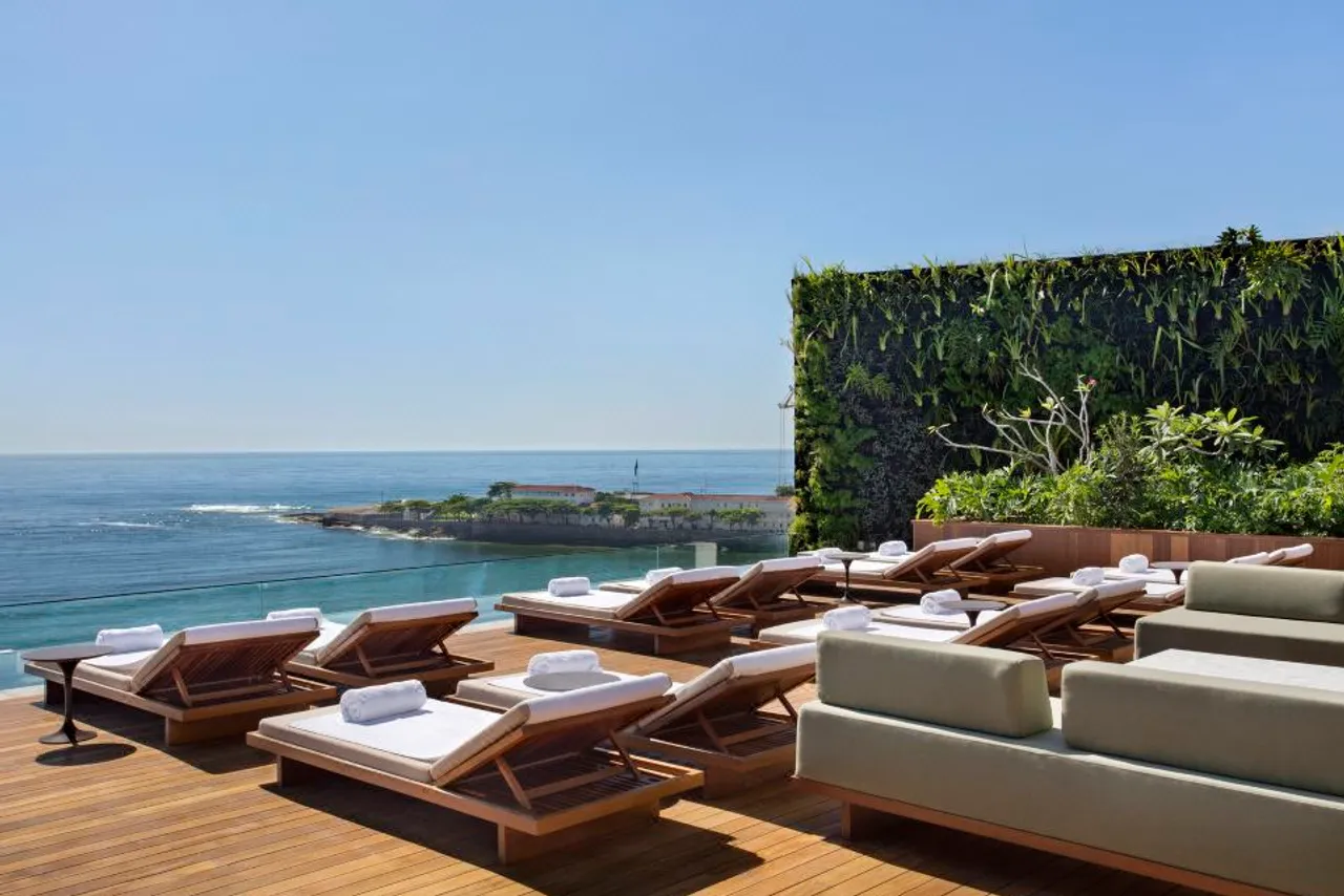 Emiliano Rio — rooms and atmosphere