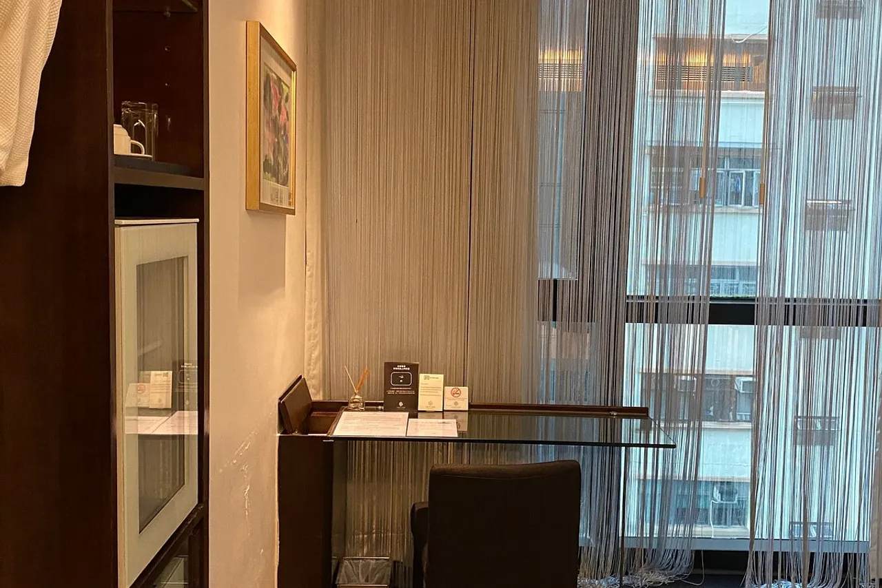 The Empire Hotel Hong Kong - Causeway Bay — ภาพห้องพักและบรรยากาศ