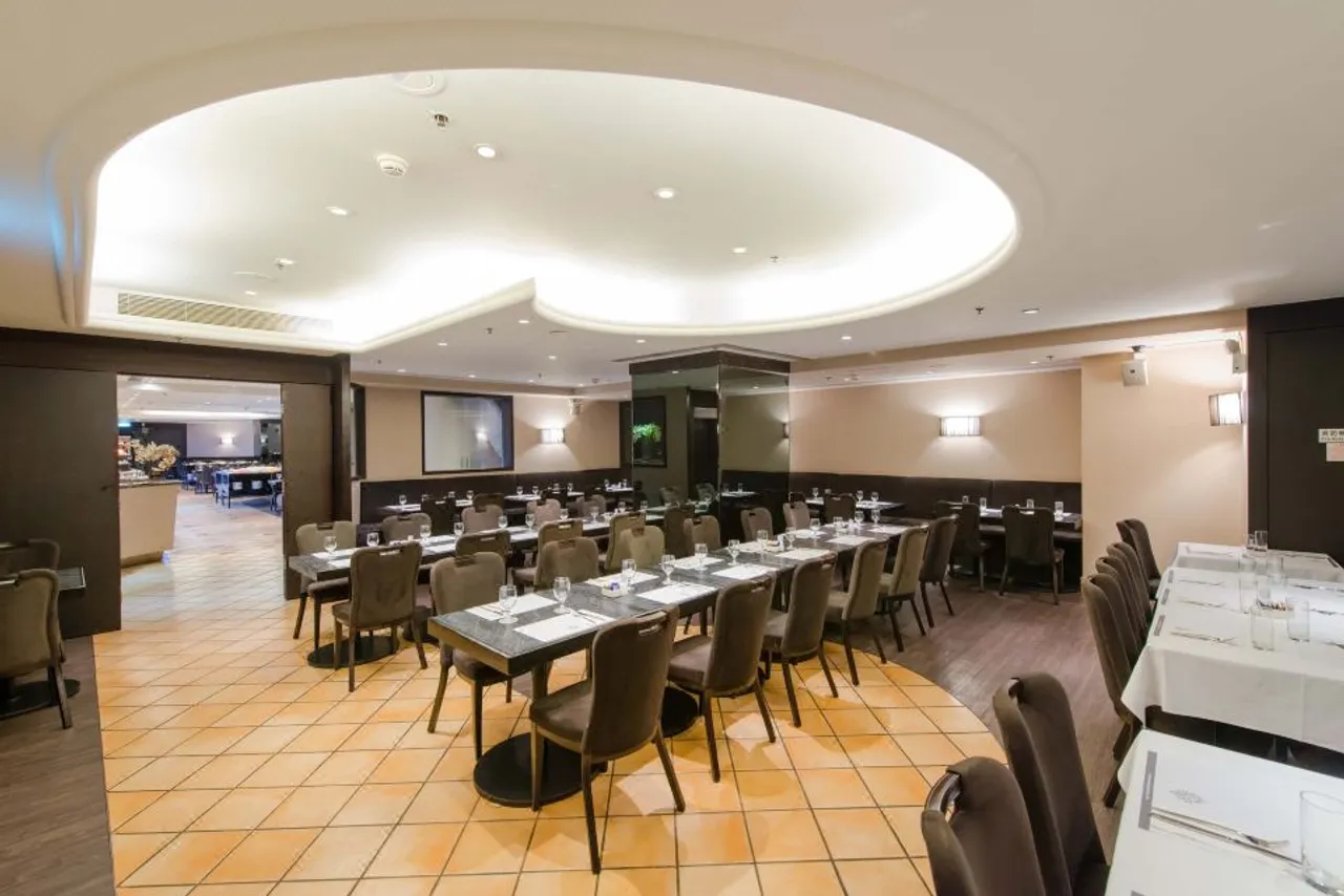 Empire Hotel Hong Kong - Wan Chai — ภาพห้องพักและบรรยากาศ