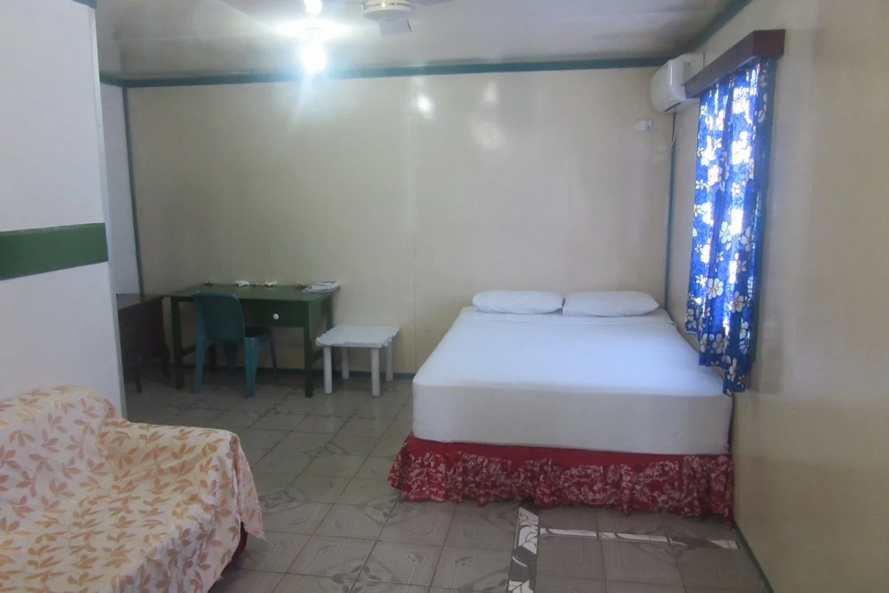 Esfam Lodge — ภาพห้องพักและบรรยากาศ