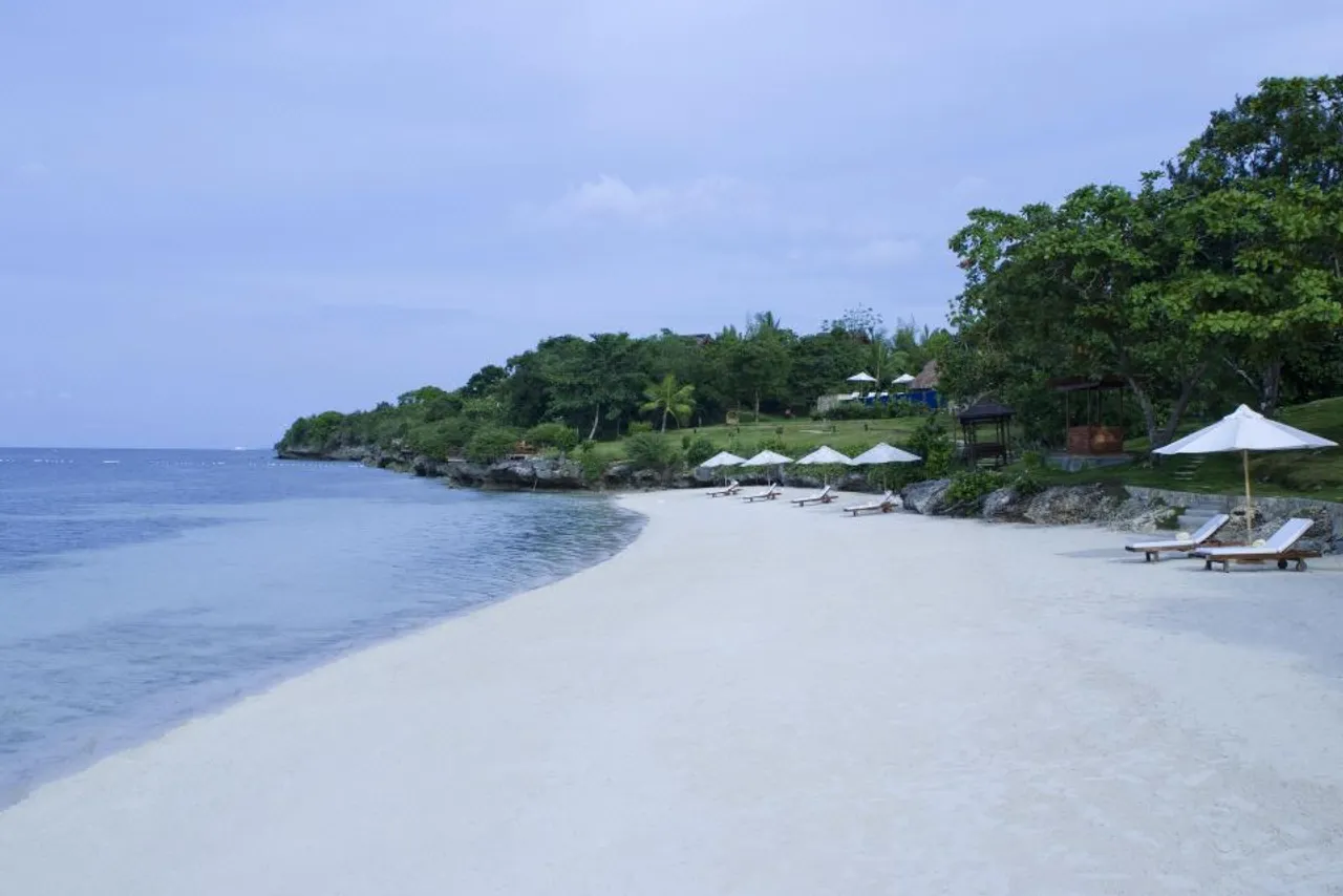 Eskaya Beach Resort and Spa — ภาพห้องพักและบรรยากาศ