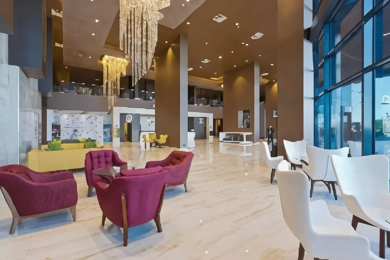 Euphoria Batumi Convention & Casino Hotel — ภาพห้องพักและบรรยากาศ