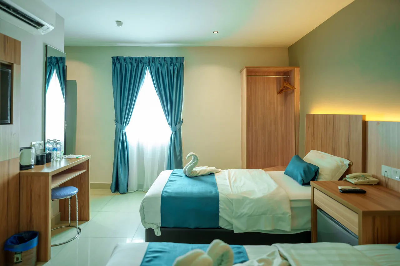 Euro Life Hotel @ KL Sentral — rooms and atmosphere