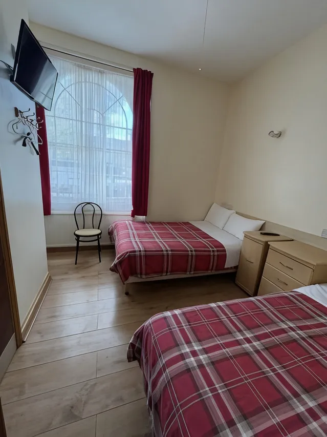 European Hotel — rooms and atmosphere
