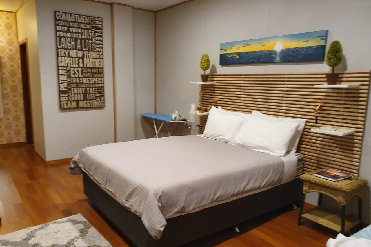 Ewa Lodge — ภาพห้องพักและบรรยากาศ