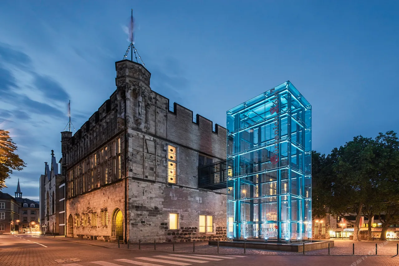 Excelsior Hotel Ernst am Dom — ภาพห้องพักและบรรยากาศ