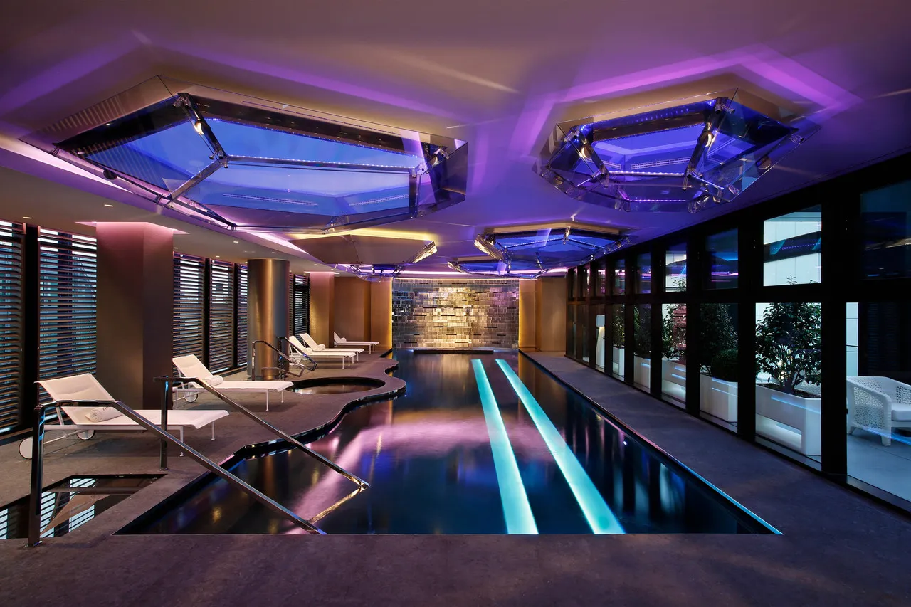 Excelsior Hotel Gallia, a Luxury Collection Hotel, Milan — rooms and atmosphere
