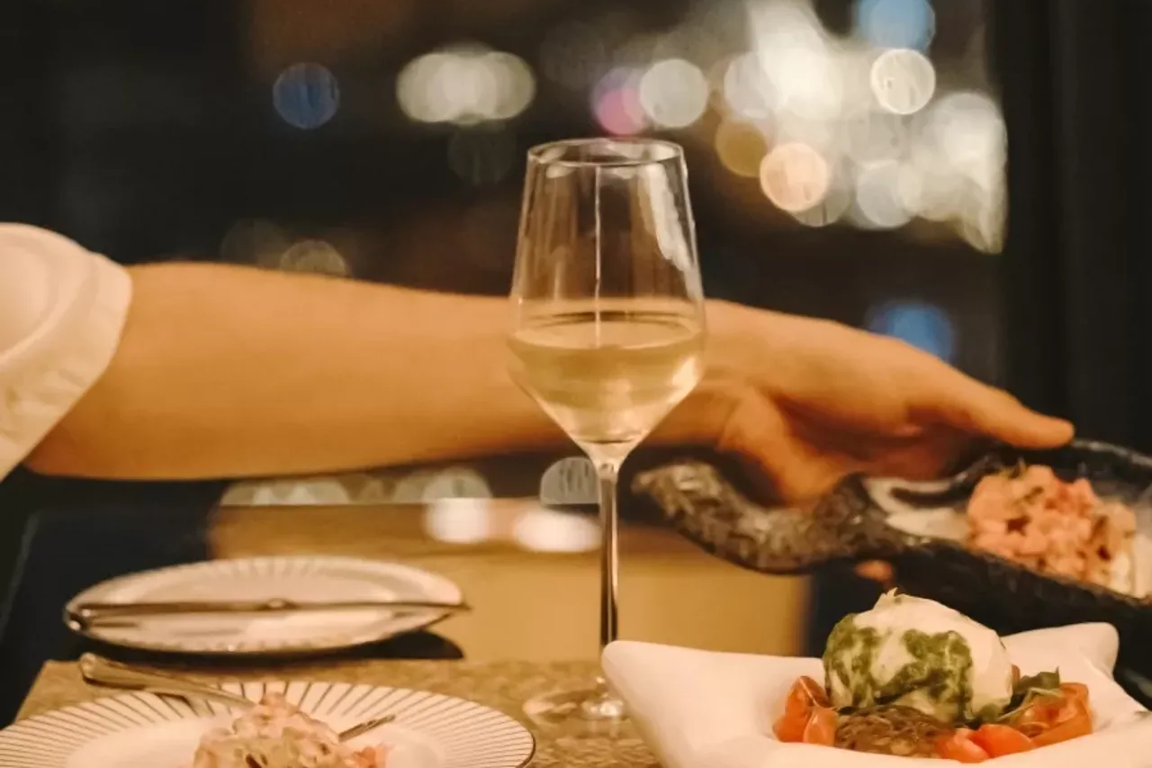 Fairmont Baku, Flame Towers — ภาพห้องพักและบรรยากาศ