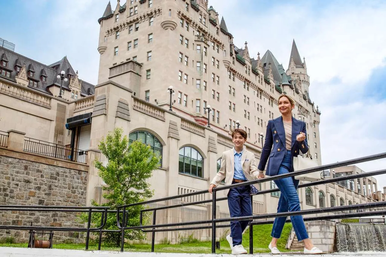 Fairmont Chateau Laurier — rooms and atmosphere
