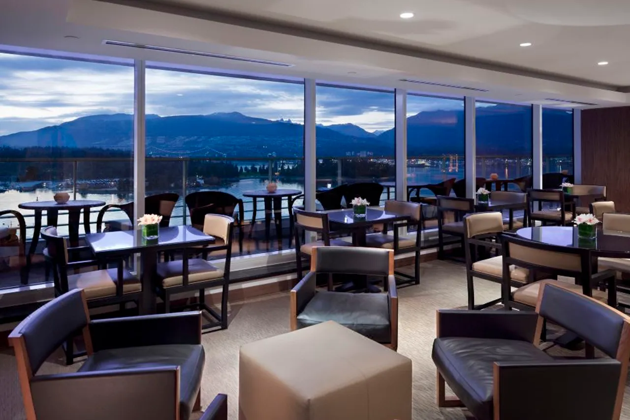 Fairmont Pacific Rim — rooms and atmosphere