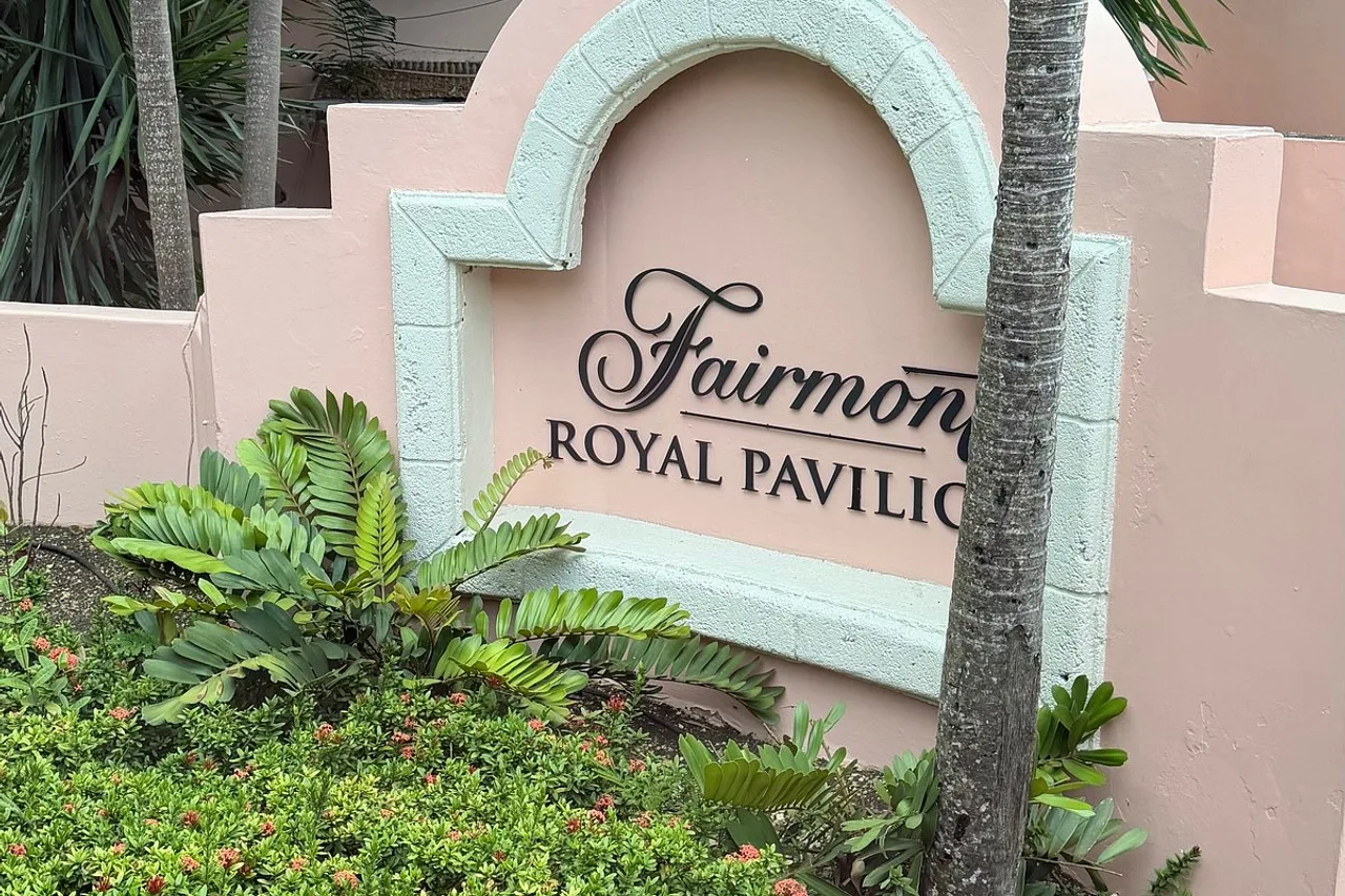 Fairmont Royal Pavilion — ภาพห้องพักและบรรยากาศ