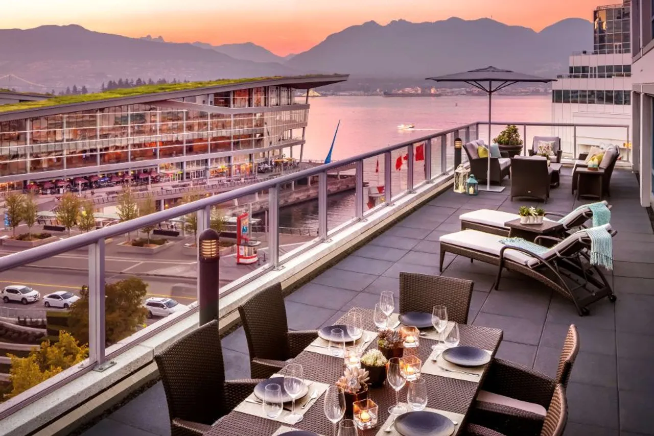 Fairmont Waterfront — ภาพห้องพักและบรรยากาศ
